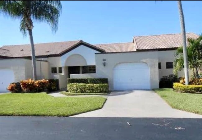 Primary Photo - 8350 Mooring Cir