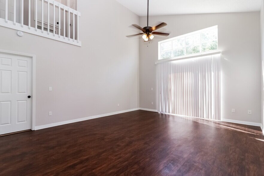 Building Photo - 2332 Flamingo Lakes Dr