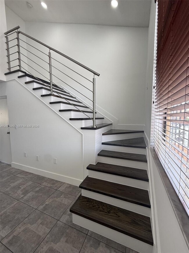 Building Photo - 2775 W 61st Pl