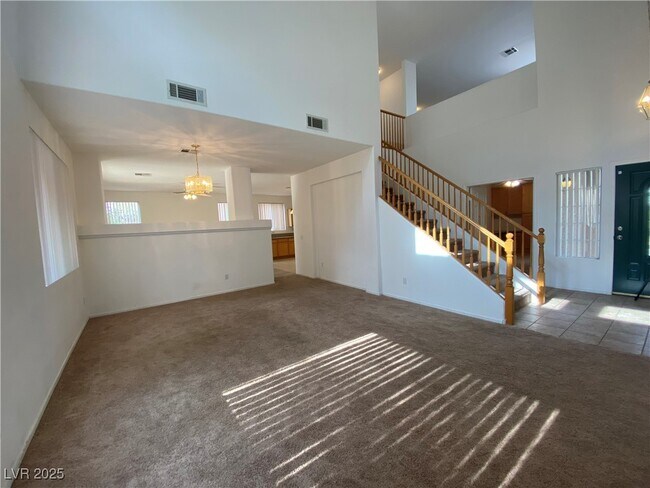 Building Photo - 1317 Woodmore Dr