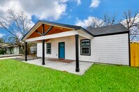 Building Photo - 7703 McHenry St