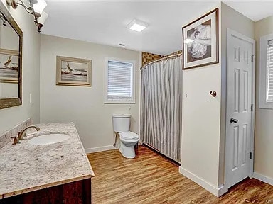 Building Photo - Single Family Home For Rent