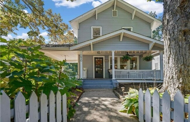 Building Photo - Charming Ardmore home full of character in...