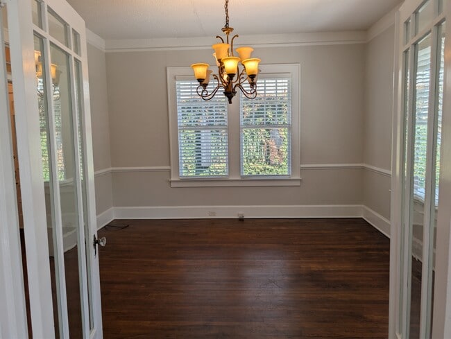 Building Photo - 1117 Kinard Ct