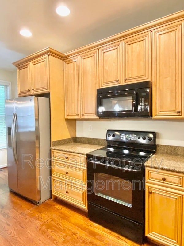 Building Photo - 13016 Lighthouse Ln