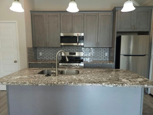 Building Photo - 4801 Wenda St