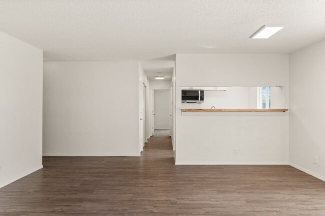 Building Photo - 1730 Arlene Rd SE