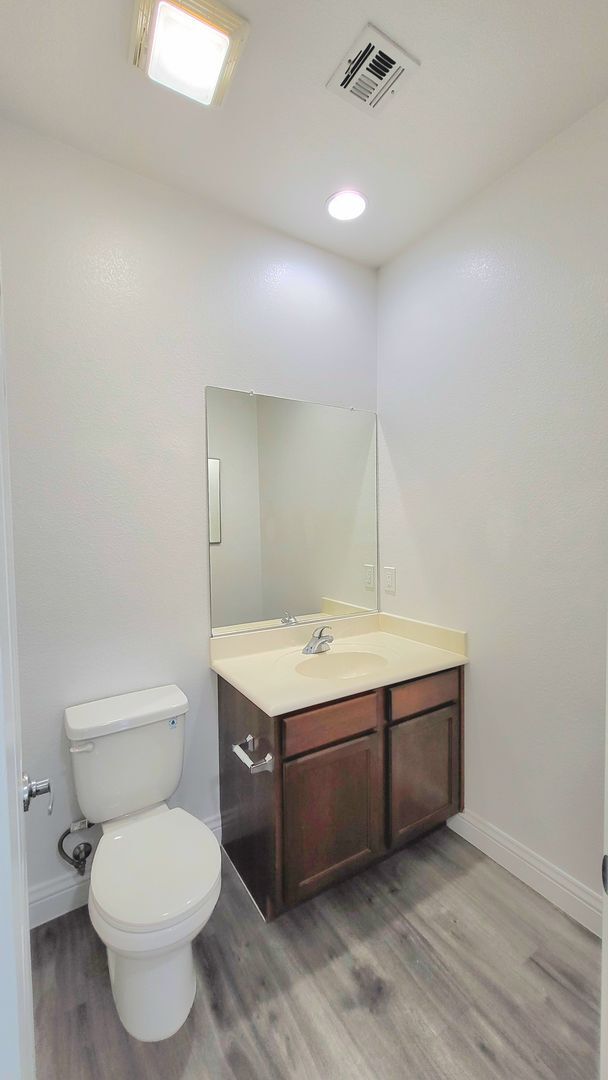 Building Photo - MAYFIELD RANCH ESTATES - N. Mayfield Ranch...