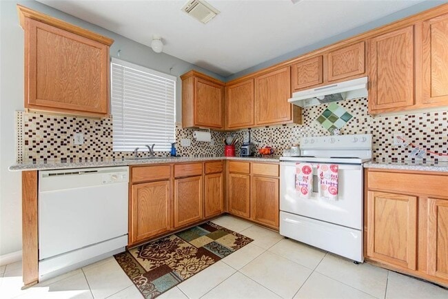 Building Photo - 14219 Beech Meadow Dr