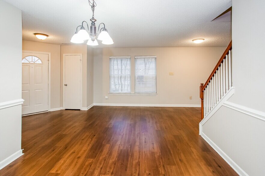 Building Photo - 4030 Kellybrook Dr