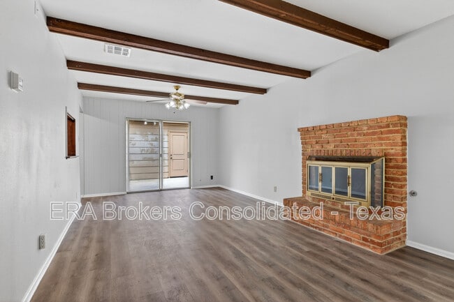 Building Photo - 14301 Brook Hollow Blvd