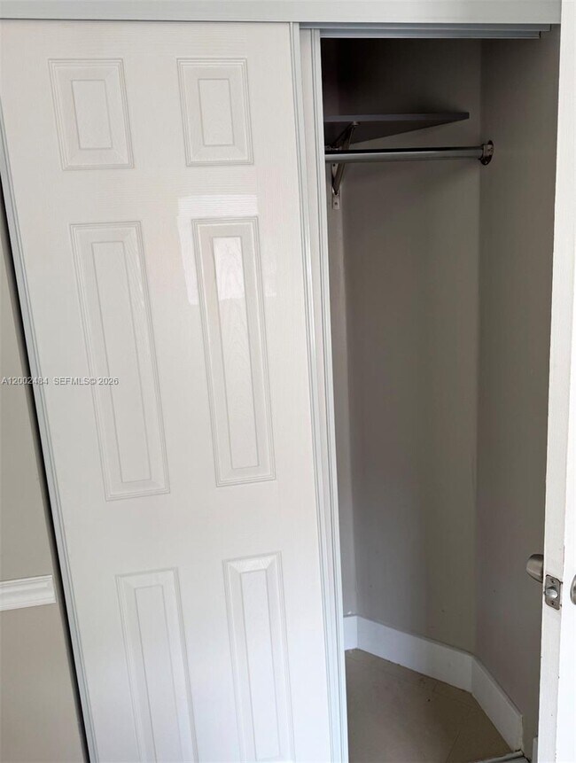 Building Photo - 17501 SW 142nd Ct