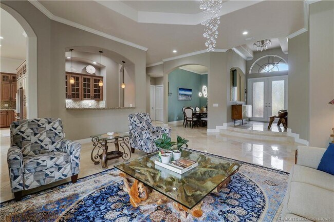 Building Photo - 5628 SW Gray Fox Dr