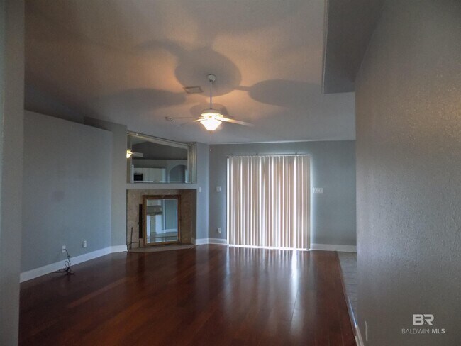 Building Photo - 106 Normandy St