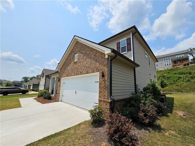 Building Photo - 7875 Tiberon Pkwy