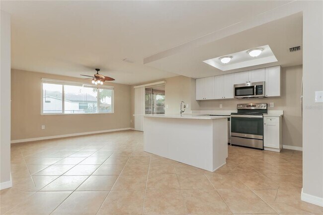 Building Photo - 4153 Woodtrail Blvd