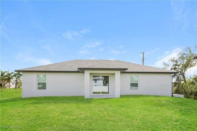 Building Photo - 4016 4th St SW