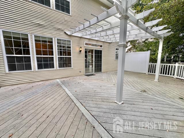 Building Photo - 3 Mountain Laurel Rd