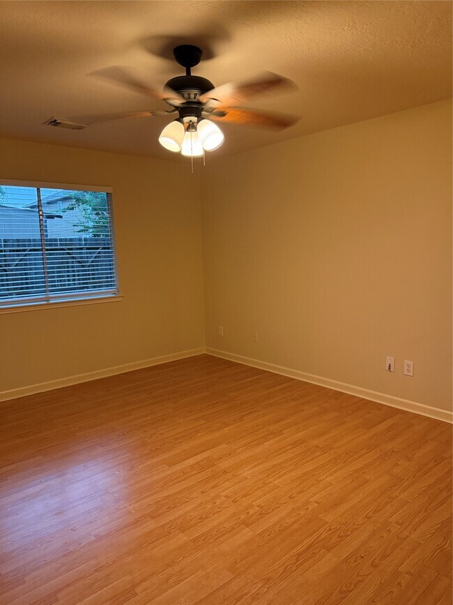 Building Photo - 17314 Glenmorris Dr