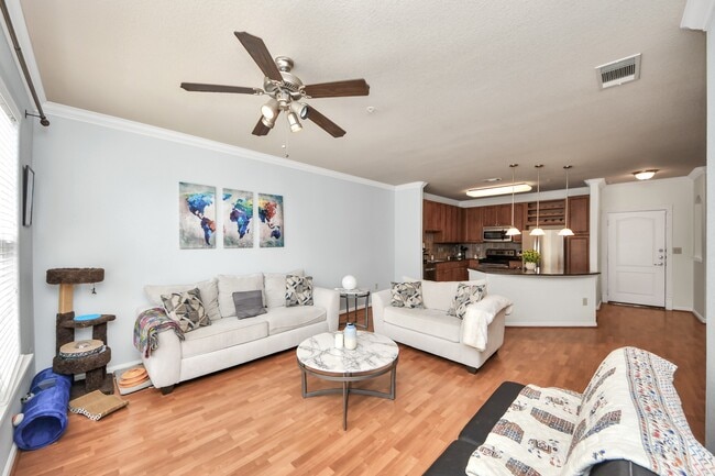 Building Photo - 1711 Old Spanish Trl