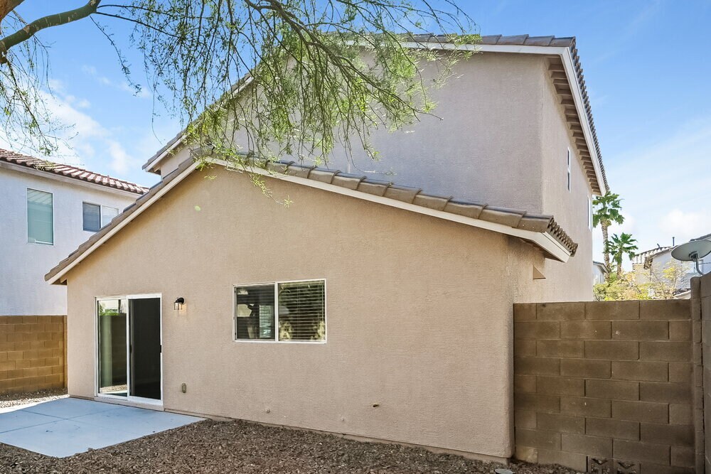 Building Photo - 7424 Scottish Castle Ave