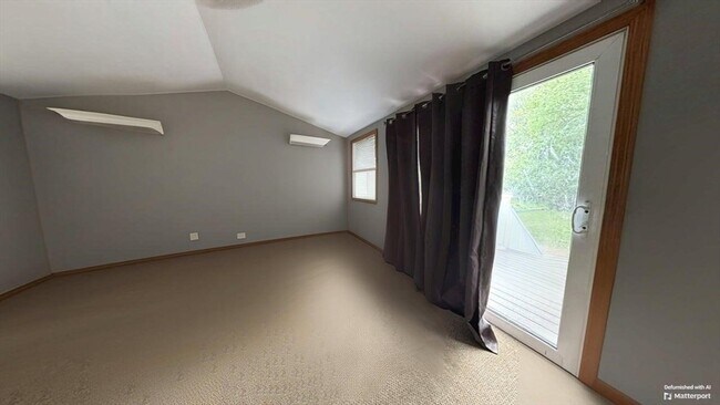 Building Photo - 9 Putney Cir