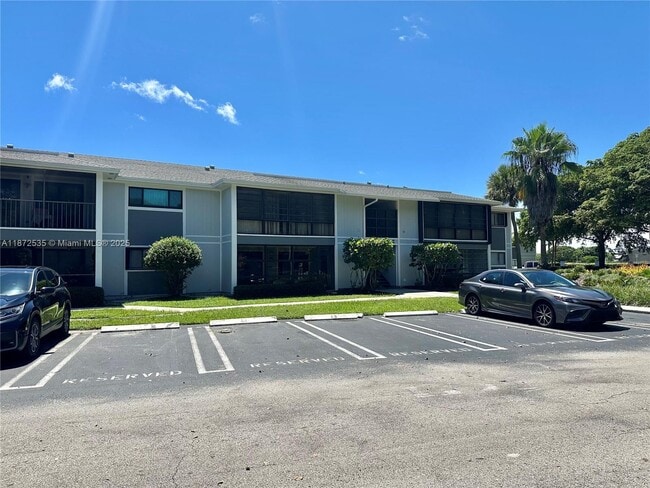 Building Photo - 9701 Hammocks Blvd