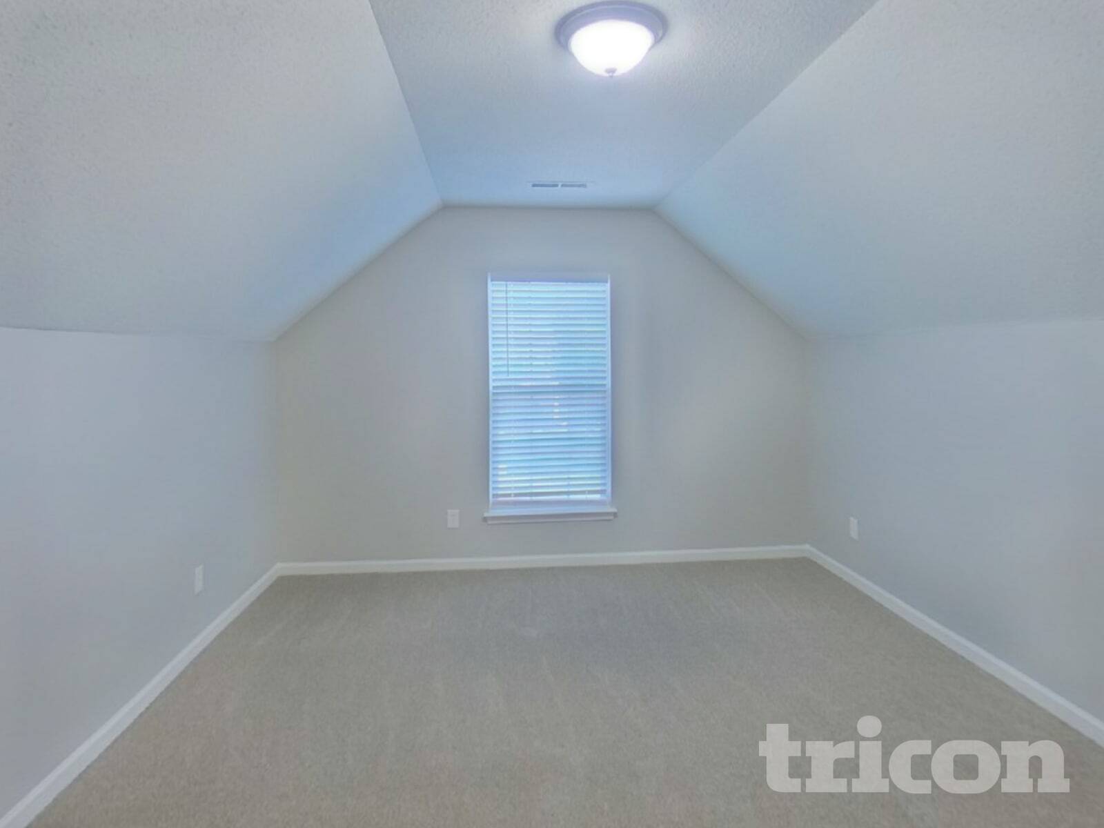 Building Photo - 1533 Moss Creek Dr