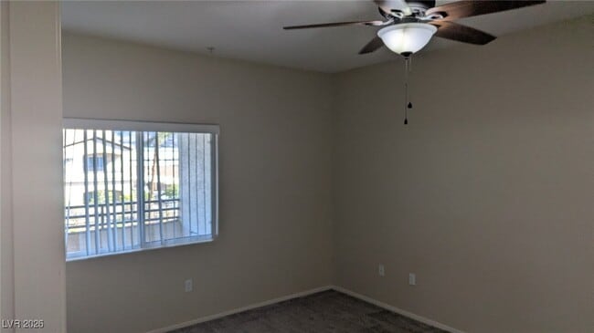 Building Photo - 2291 W Horizon Ridge Pkwy