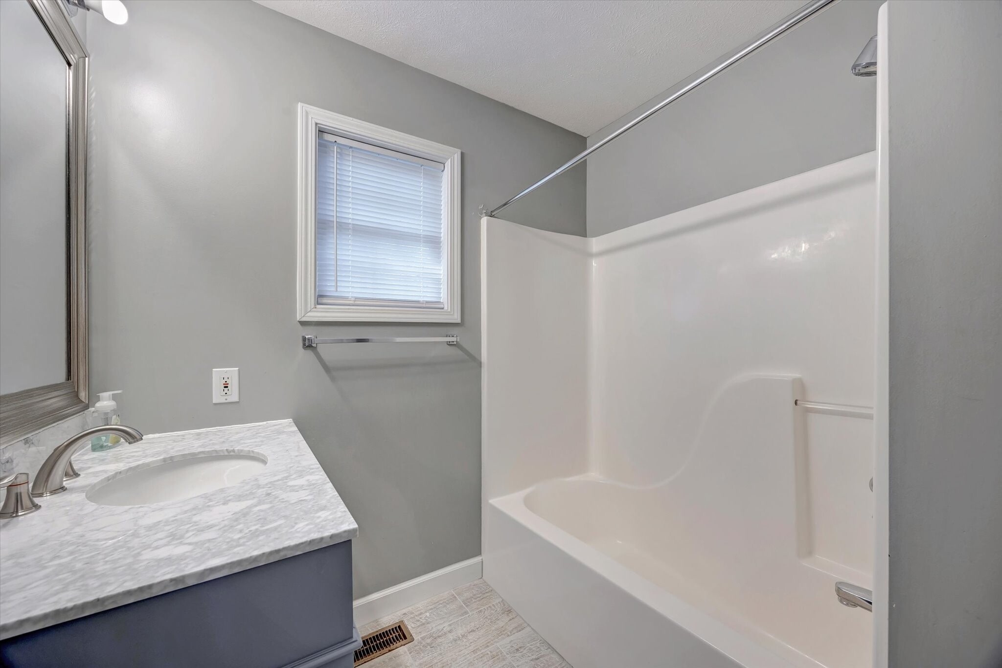 Building Photo - 3499 S Oaklawn Cir