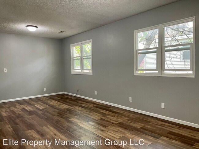 Building Photo - 3 br, 1 bath House - 3211 N 6th St