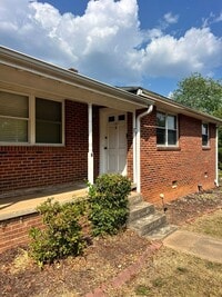 Building Photo - 101 Clinton Dr