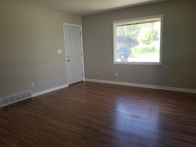 Building Photo - 2245 19th Ave