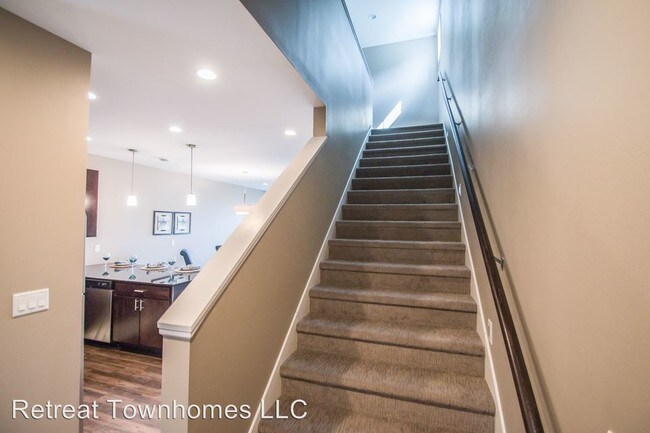 Building Photo - 4977 30th Ave S