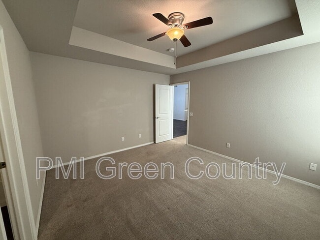 Building Photo - 25934 E 90th St S