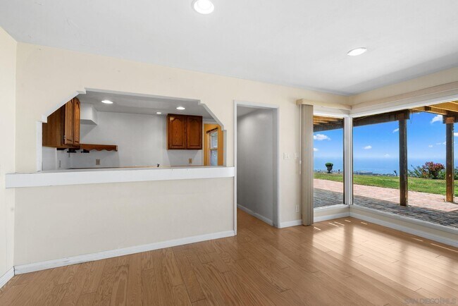 Building Photo - 7330 Brodiaea Way