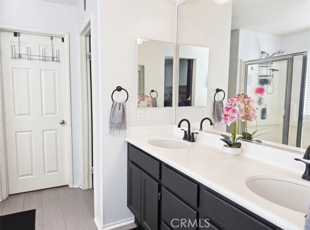 Building Photo - 697 Calumet Ave