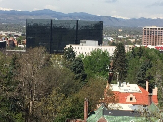 Building Photo - Breathtaking Mountain Views from the 10th ...