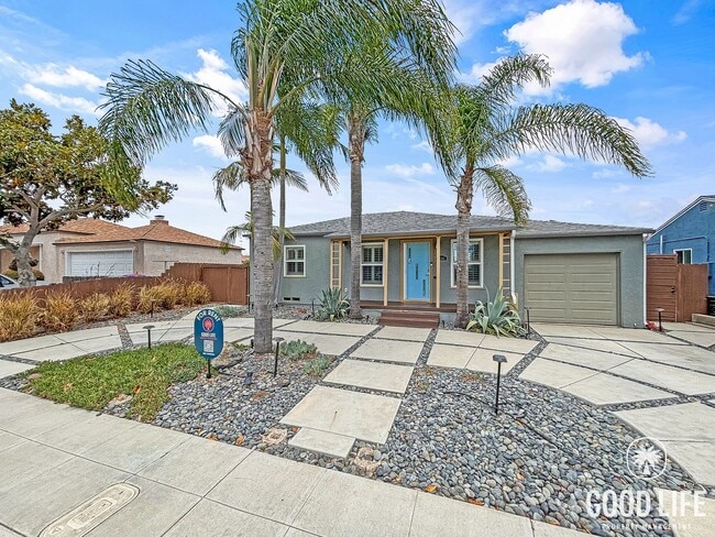 Building Photo - Unique 3BD/2BA Home in El Cerrito with Panoramic Views, Trex Deck & Large Yard