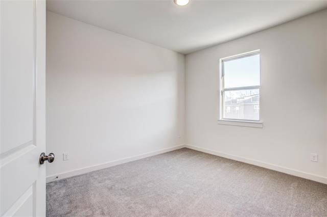 Building Photo - 1420 Navasota Trail