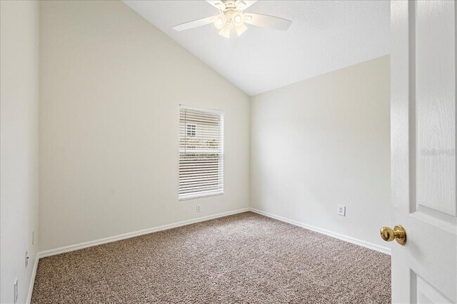 Building Photo - 9526 W Park Village Dr