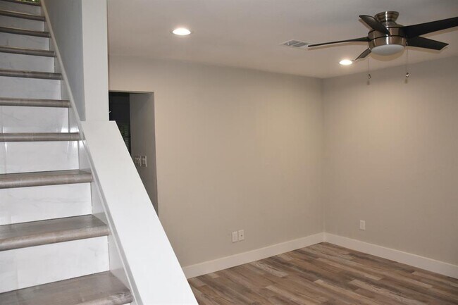 Building Photo - 1814 Rawhide Loop