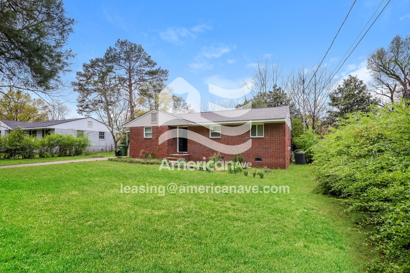 Building Photo - 1439 Chalbena Ave