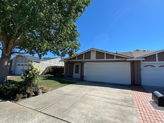 Building Photo - 4085 Bristlecone Way