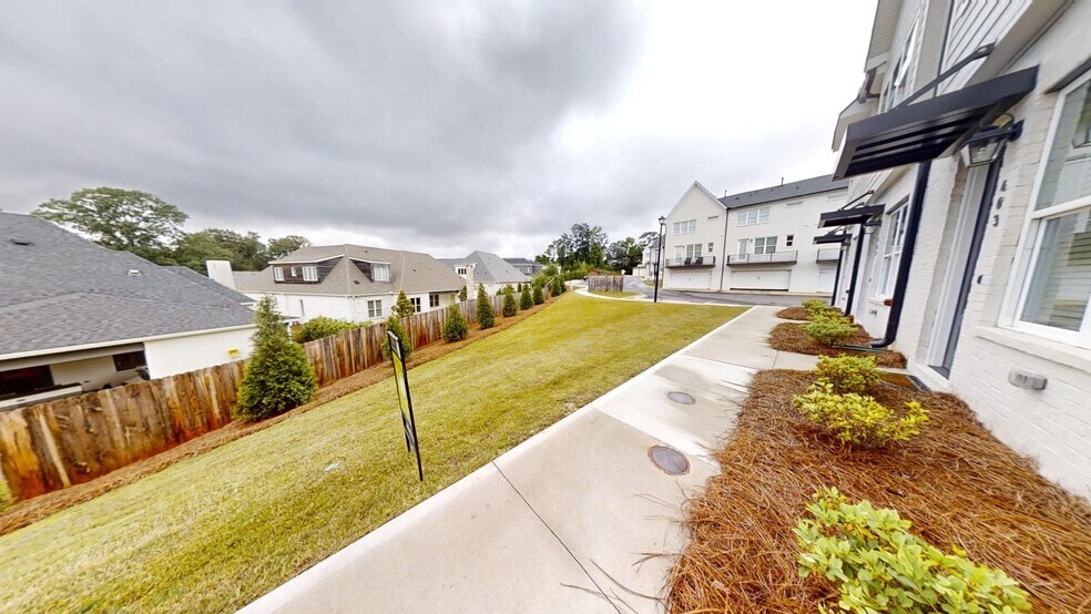 Building Photo - 2106 Moores Mill Rd