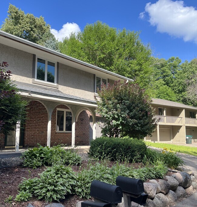 Building Photo - 3115 County Rd 101