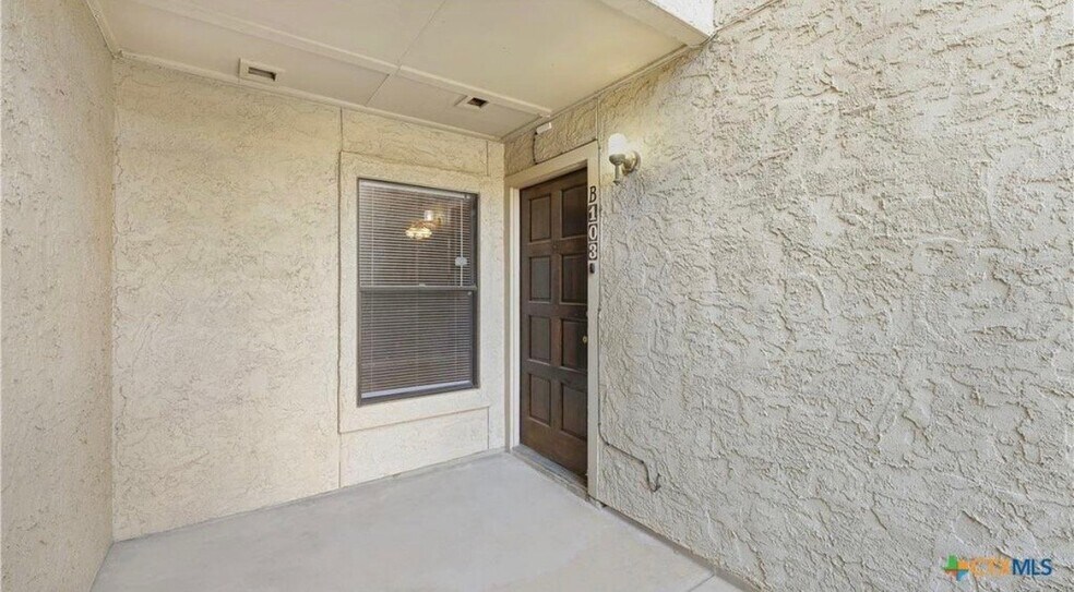 Building Photo - 5322 Medical Dr