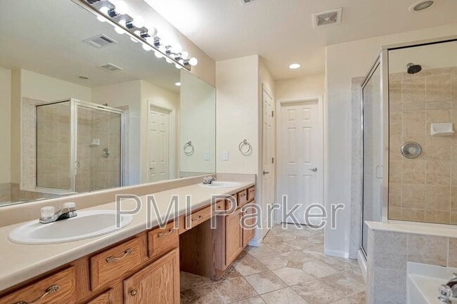 Building Photo - 1508 Royal Troon Dr