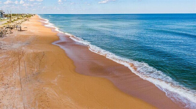 Building Photo - 3580 S Ocean Shore Blvd