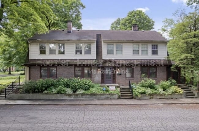 Building Photo - 4652 N Kenwood Ave